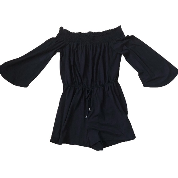 Vintage Pants - Off-shoulder long sleeve romper 🖤